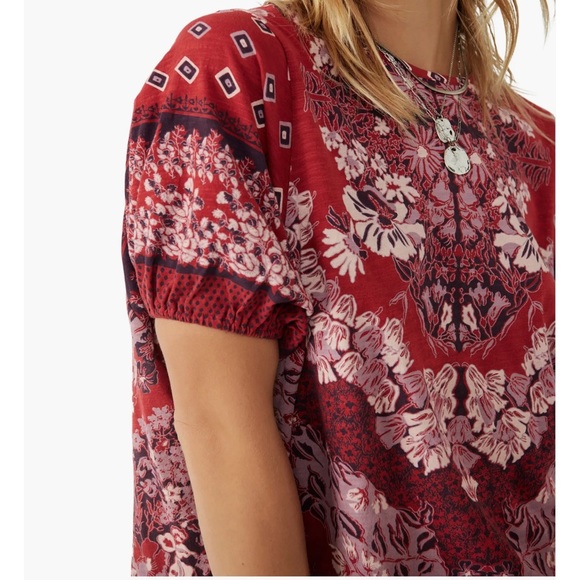 Free People Luly Print Knit Top. PRICE DROP - Picture 4 of 6